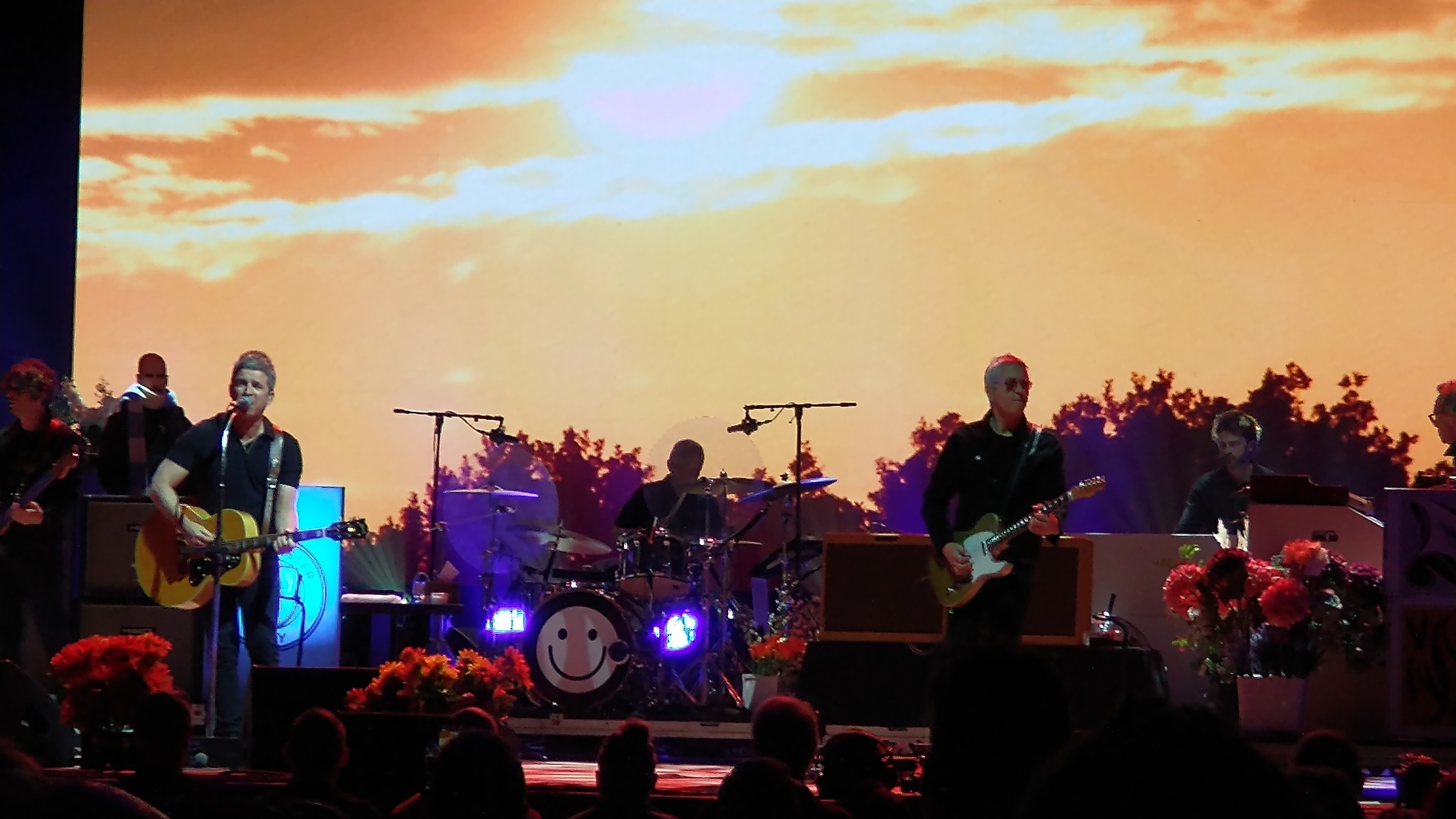 NoelGallaghersHighFlyingBirds2023-06-03ResortsAmphitheaterRidgefieldWA (2).jpg